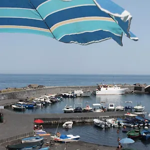 https://le-case-di-carlotta-giorgia.sicilyhotelsitaly.net