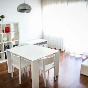 https://appartamento-piazza-italia.it-tuscanyhotel.com